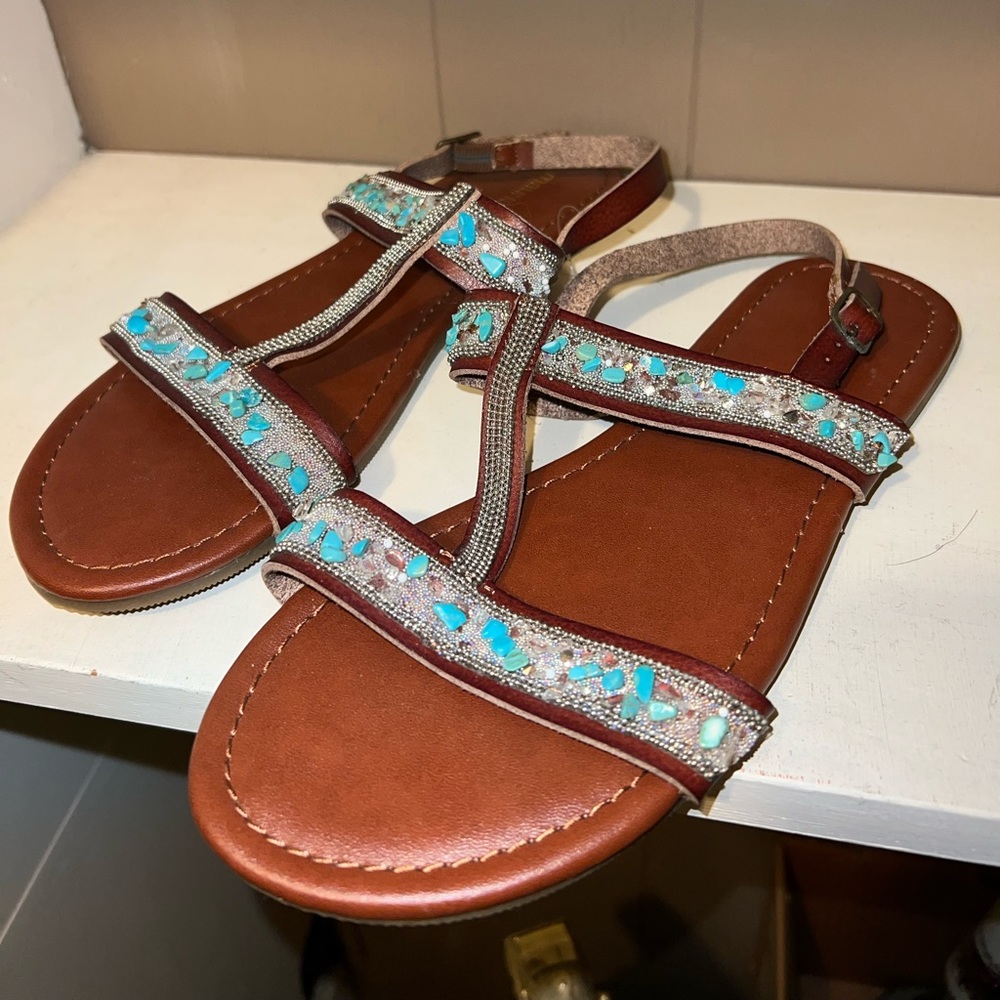 Maurices sandals